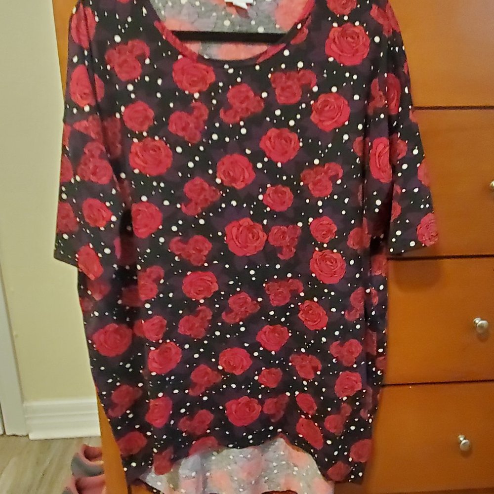 LuLaRoe Irma High Low Top